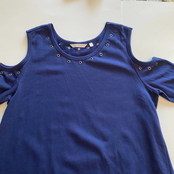 Soft Surroundings Cold Shoulder Top Sz M Knit Navy Blue Grommet Long Sleeve - Picture 6 of 8